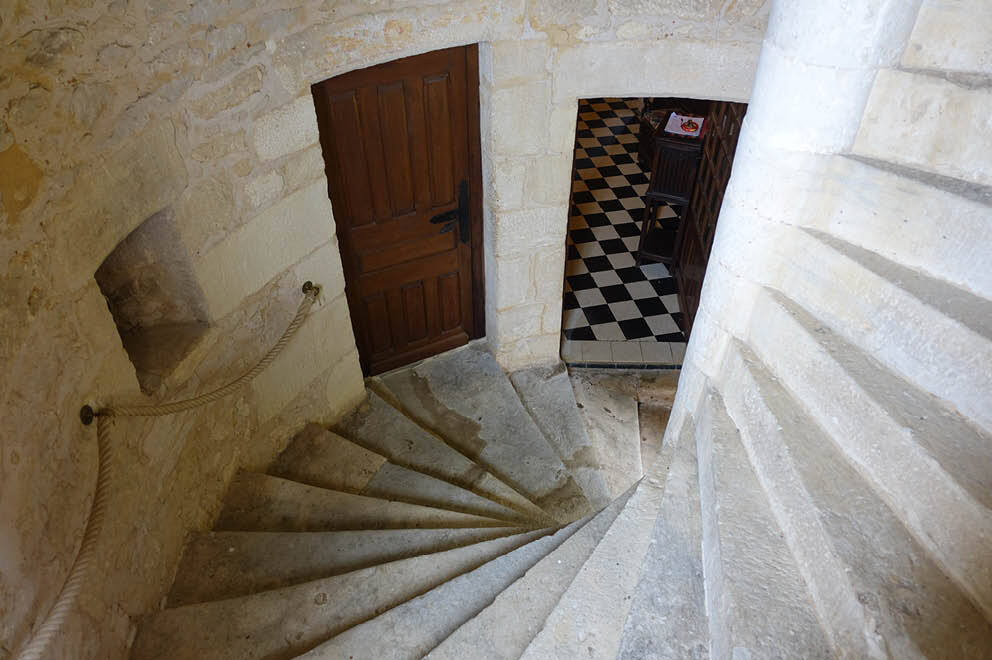 spiral-stairs
